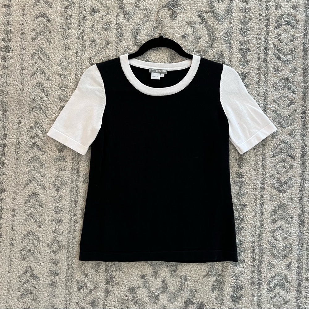 Evelyn & Arthur Short Sleeve Top – Size XS